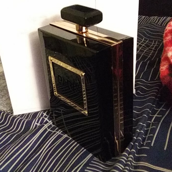 Paris black clutch 👜 - Picture 2 of 8